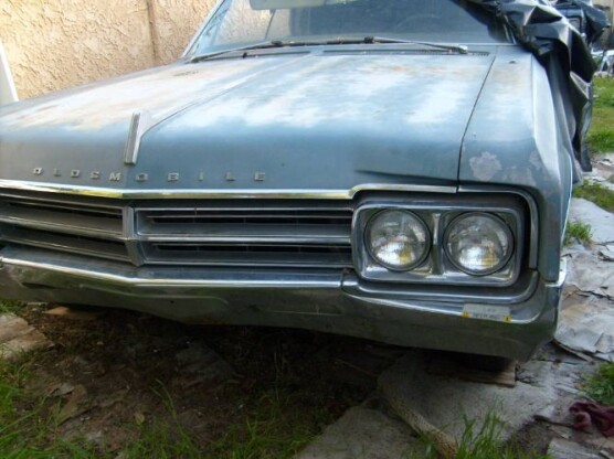 1965 Oldsmobile Starfire