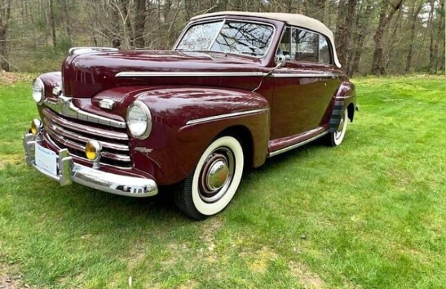 1946 Ford Deluxe