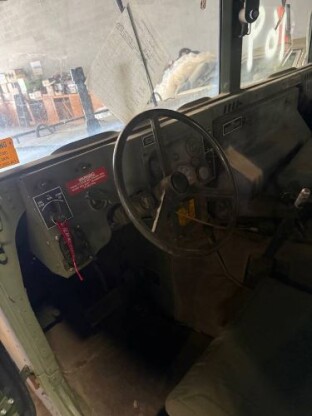 1986 AM General Hummer