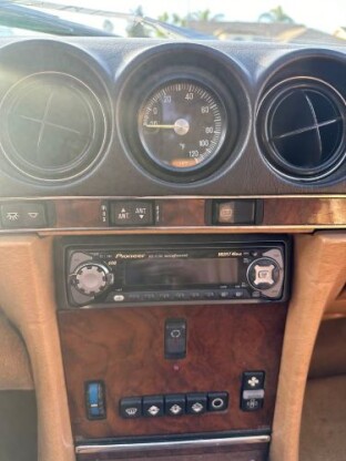 1987 Mercedes-Benz 560SL