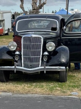 1935 Ford Coupe