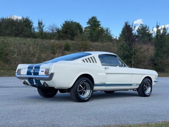 1965 Ford Mustang
