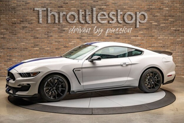 2016 Ford Shelby Cobra