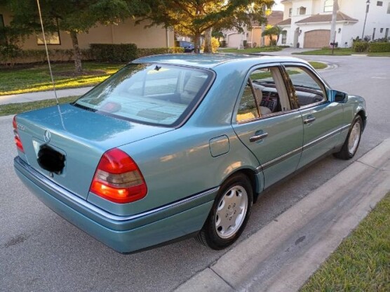 1994 Mercedes-Benz C220