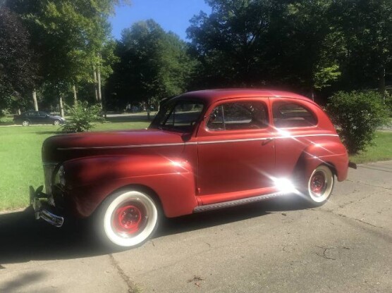 1941 Ford Deluxe