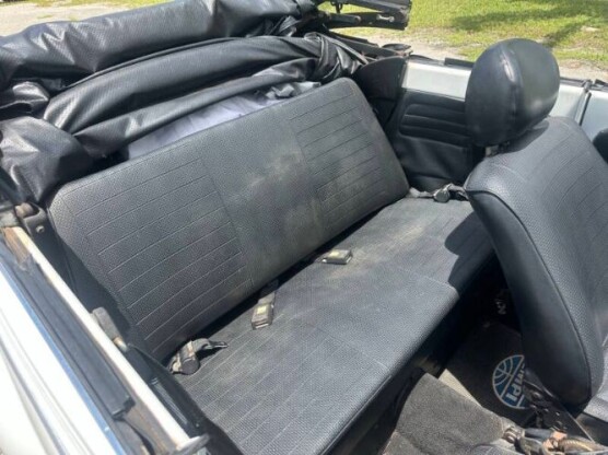 1977 Volkswagen Super Beetle