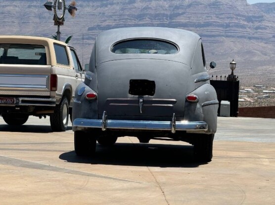 1948 Ford Deluxe