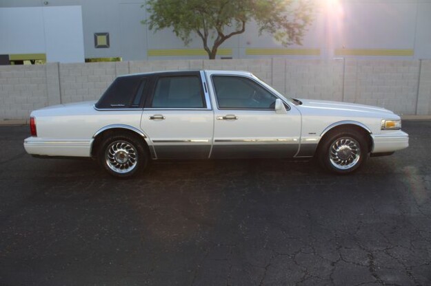 1996 Lincoln Town Car