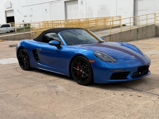 2017 Porsche Other