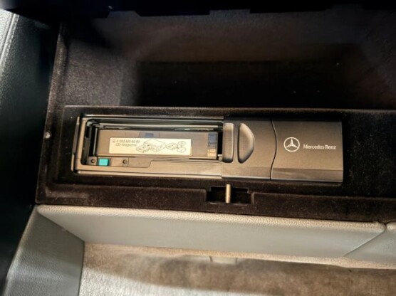 2006 Mercedes-Benz SL500