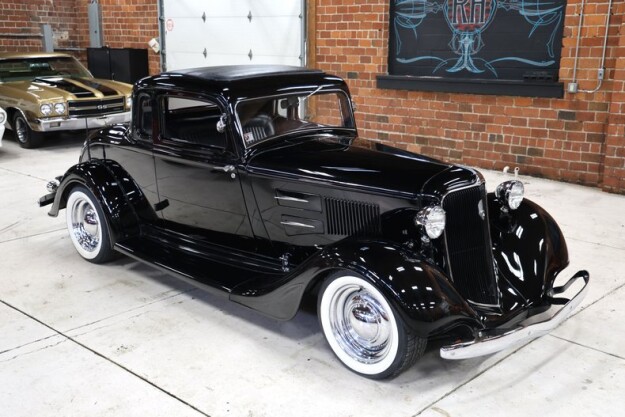 1934 Plymouth 5 Window