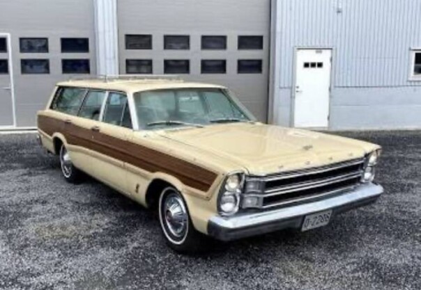 1966 Ford Country Squire
