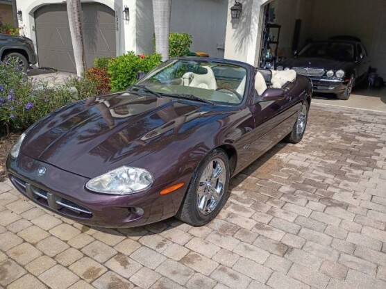 1998 Jaguar XK8