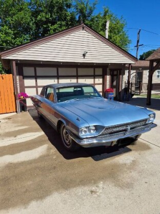 1966 Ford Thunderbird