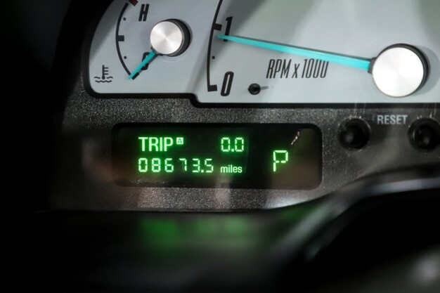 2002 Ford Thunderbird