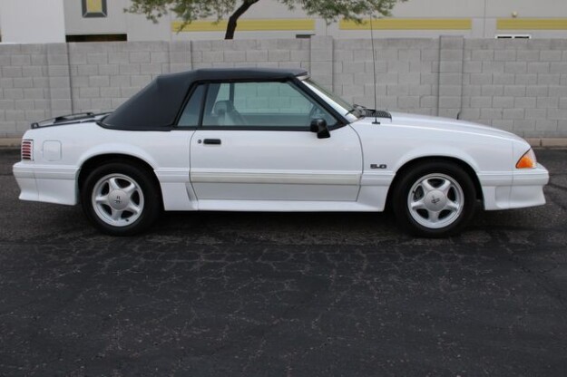 1991 Ford Mustang