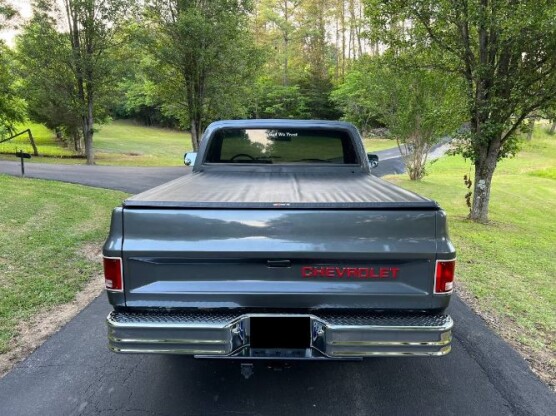 1986 Chevrolet C10 Pickup