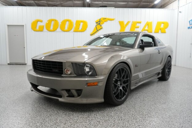2005 Ford Mustang