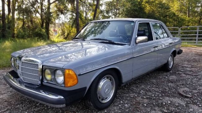 1983 Mercedes-Benz 240D