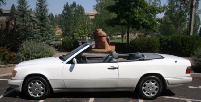 1995 Mercedes-Benz E320