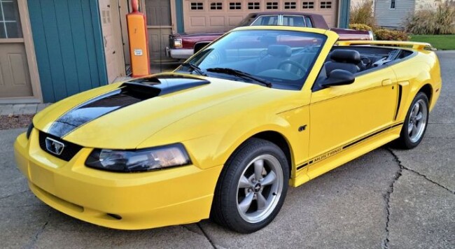 2001 Ford Mustang