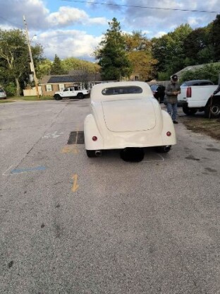 1937 Ford Coupe