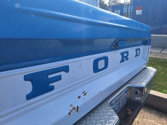 1975 Ford F-250