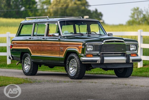 1983 Jeep Grand Wagoneer