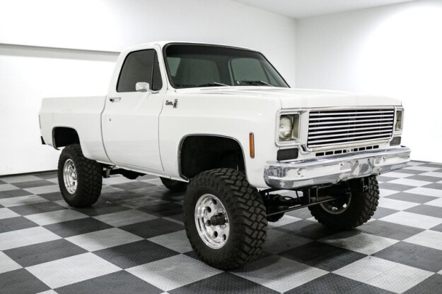 1975 GMC K15