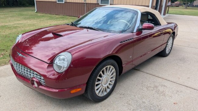 2004 Ford Thunderbird