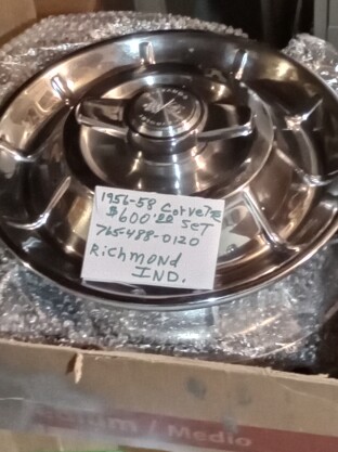 Accessories - Chevrolet: Corvette Hubcaps