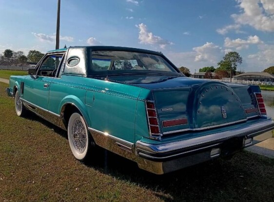 1983 Lincoln Continental