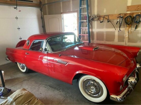 1956 Ford Thunderbird