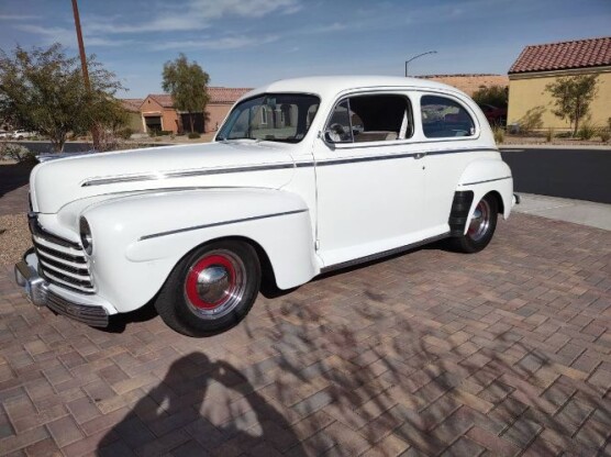 1946 Ford Deluxe