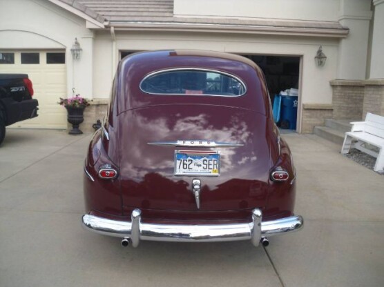 1947 Ford Deluxe