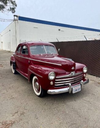 1947 Ford Deluxe
