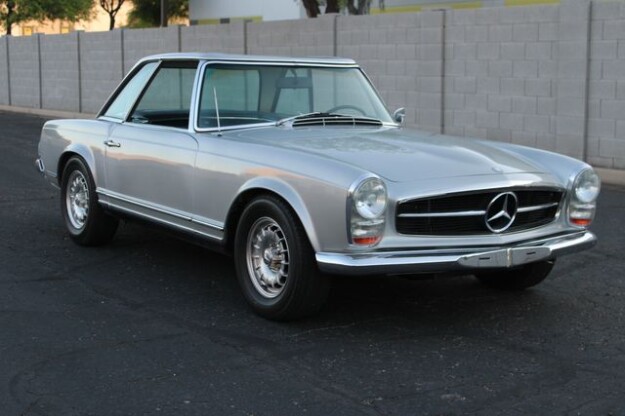 1967 Mercedes-Benz 230SL