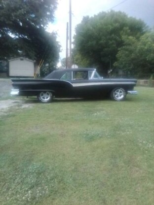 1957 Ford Fairlane