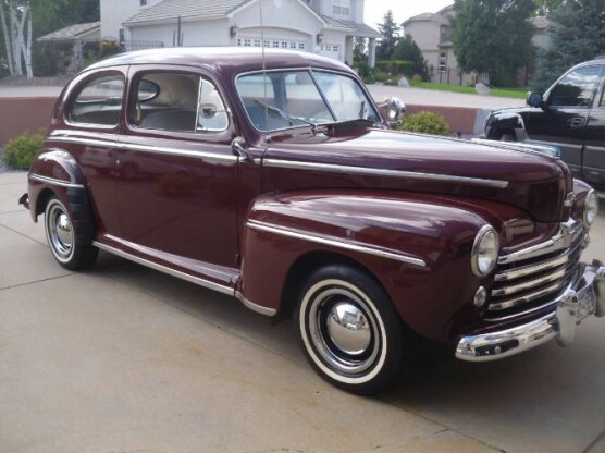 1947 Ford Deluxe