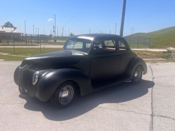 1938 Ford Club