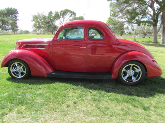 1937 Ford 5 Window