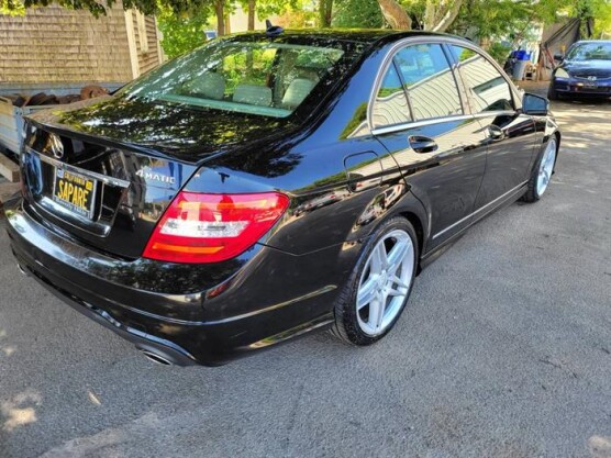 2012 Mercedes-Benz C300
