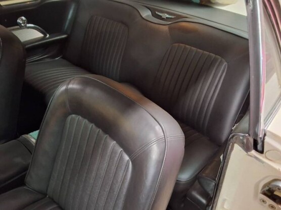 1962 Ford Thunderbird