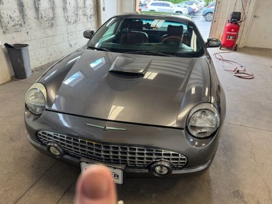 2003 Ford Thunderbird
