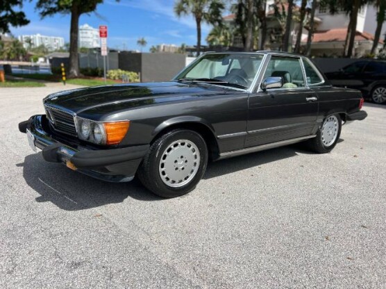 1986 Mercedes-Benz 560SL