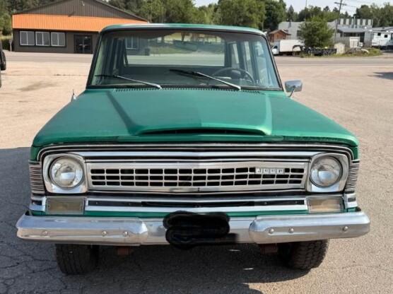 1971 Jeep Wagoneer
