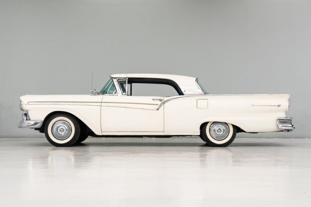 1957 Ford Fairlane