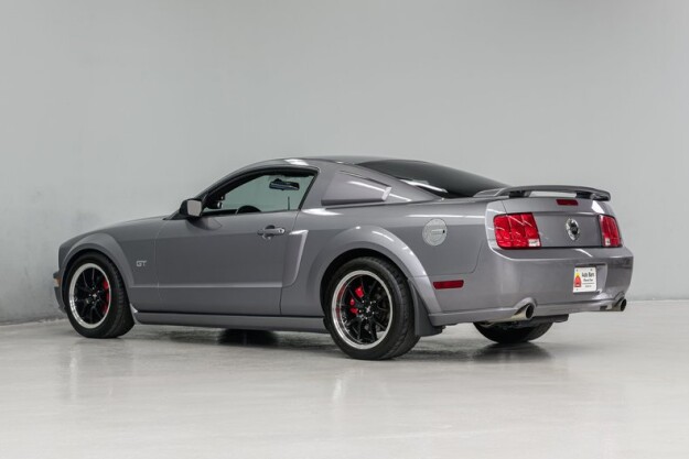 2006 Ford Mustang