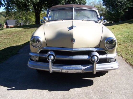 1951 Ford Victoria
