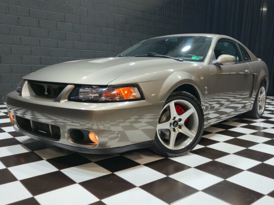 2003 Ford Mustang